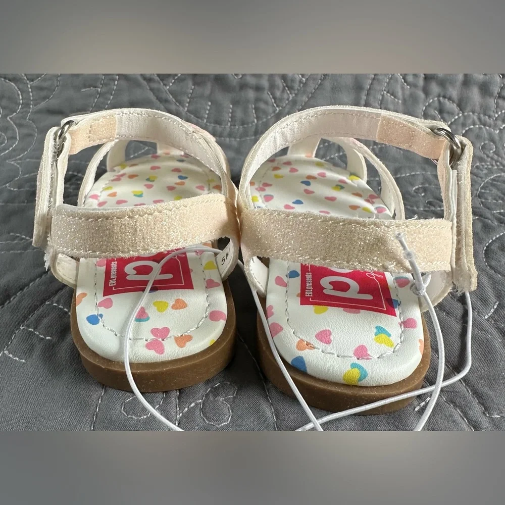 POP Toddler Girls Lil Yoselin White Pink Flat Sandals NWT Toddler Girls 5